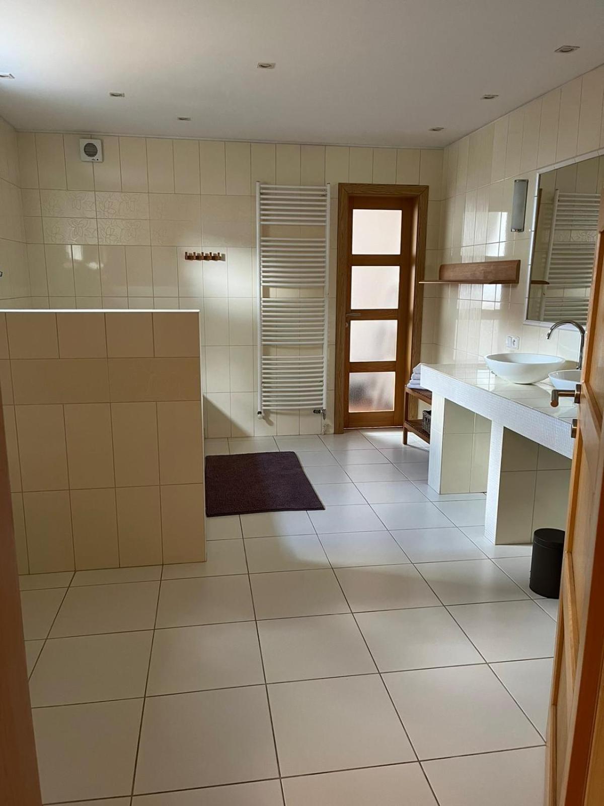 Apartman Pod Klasterem رومبورك المظهر الخارجي الصورة